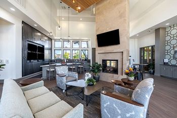 Clubhouse Resident Lounge at Vistas at Jackson Creek, Colorado